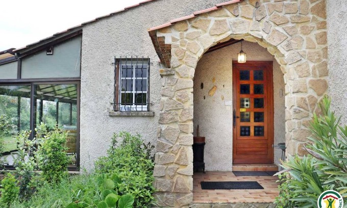 Epinouze House | 100 m² Gîte ∙ 3 bedrooms ∙ 6 guests
