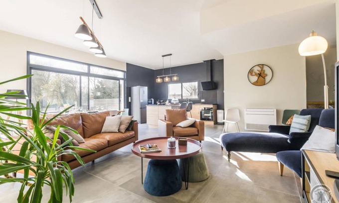 Lessay House | 100 m² Gîte ∙ 3 bedrooms ∙ 6 guests