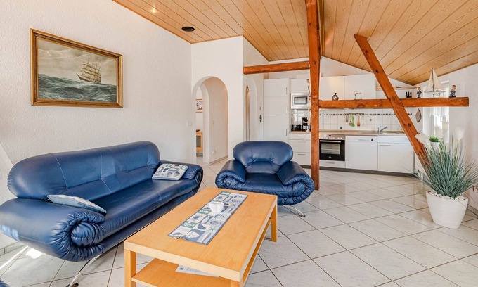 Heringsdorf Apartment | 100 m² Große Ferienwohnung für bis zu 5 Personen, 10 min vom Strand Entfernt