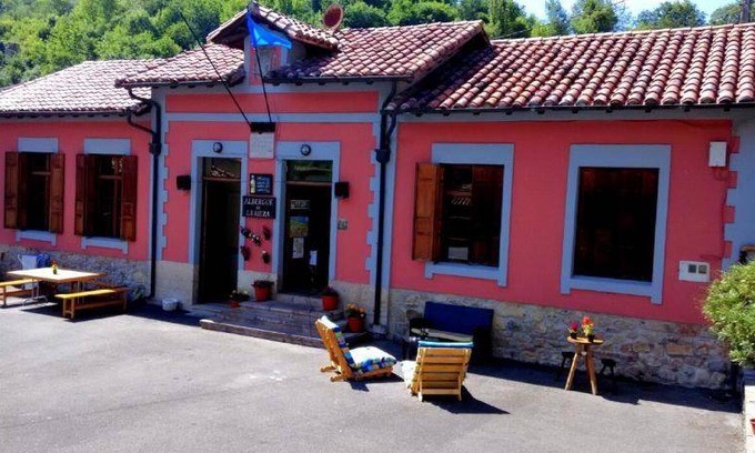 La Riera Hostel | 100 m² Hostel ∙ 3 bedrooms ∙ 18 guests