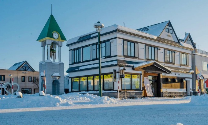 Nakafurano Hotel | 100 m² Hotel ∙ 3 bedrooms ∙ 12 guests