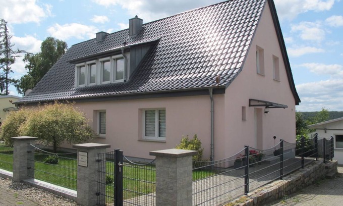 Raben Steinfeld House | 100 m² House ∙ 1 bedroom ∙ 4 guests