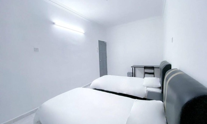 Lumut House | 100 m² House ∙ 1 bedroom ∙ 2 guests