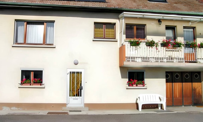 Berrwiller House | 100 m² House ∙ 3 bedrooms ∙ 7 guests