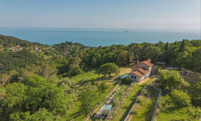 Lerici House | 100 m² House ∙ 3 bedrooms ∙ 6 guests