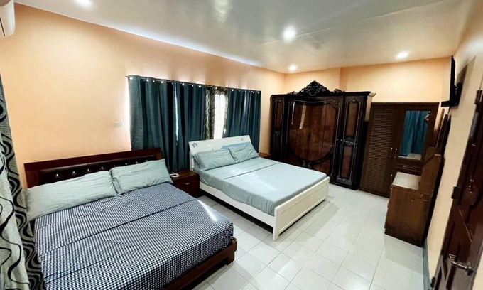 Cagayan de Oro House | 100 m² House ∙ 3 bedrooms ∙ 16 guests