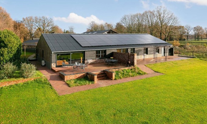 Hulsel House | 100 m² House ∙ 6 bedrooms ∙ 12 guests
