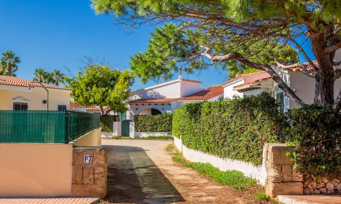 Cap d'Artrutx House | 100 m² House ∙ 3 bedrooms ∙ 4 guests