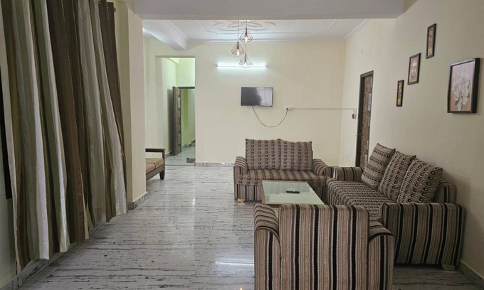 Alambagh House | 100 m² House ∙ 1 bedroom ∙ 2 guests