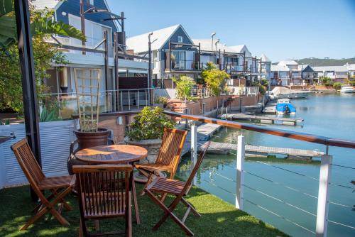 Waterfront House | 100 m² House ∙ 2 bedrooms ∙ 4 guests