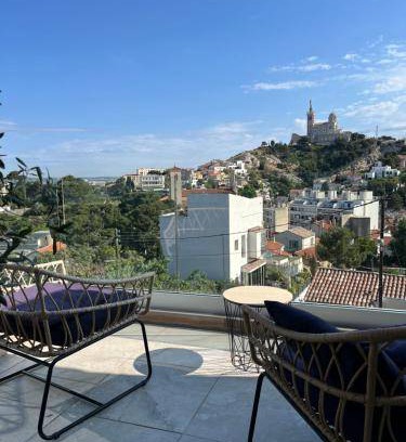 Roucas-Blanc Villa | 100 m² Villa ∙ 3 bedrooms ∙ 6 guests