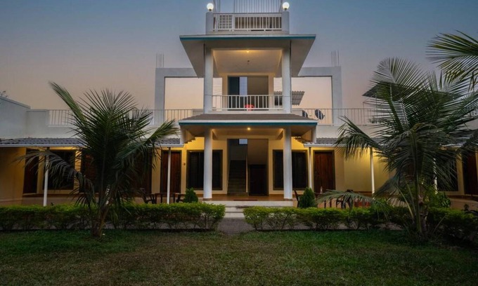 Alibaug Villa | 100 m² Villa ∙ 5 bedrooms ∙ 16 guests