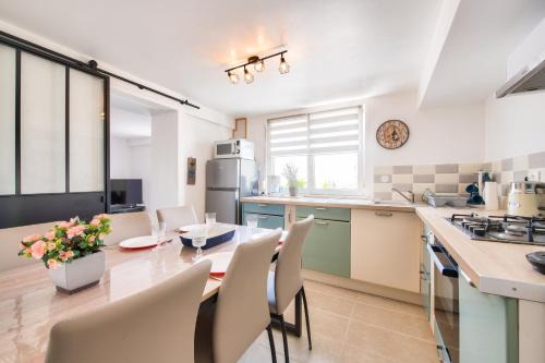 Plouneour-Brignogan-Plages Apartment | 100m de la plage - Appart avec jardin pour 5