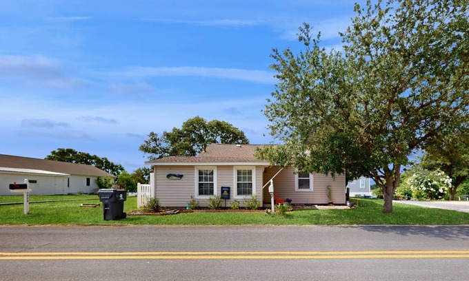 Shallotte House | 101 m² House ∙ 2 bedrooms ∙ 5 guests