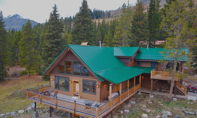 Cooke City-Silver Gate House | 101 Republic Near Yellowstone