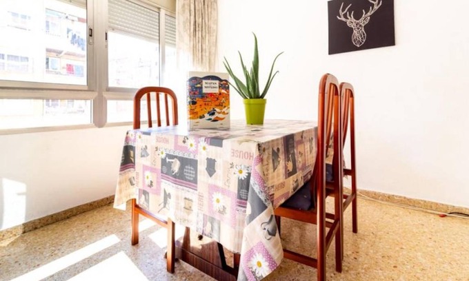 Ciutat Jardi Apartment | 102 m² Apartment ∙ 4 bedrooms ∙ 4 guests