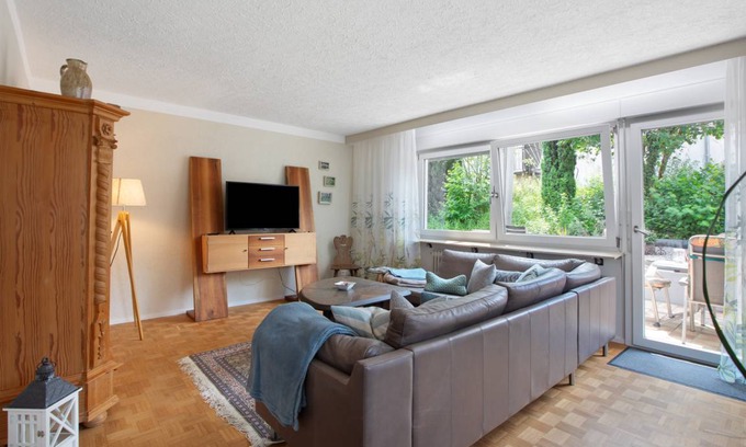 Kandern Apartment | 102 m² Apartment ∙ 3 bedrooms ∙ 5 guests
