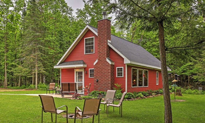Birnamwood Cottage | 102 m² Cabin ∙ 3 bedrooms ∙ 8 guests