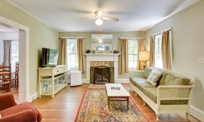 Rocky Bottom Cottage | 102 m² Cabin ∙ 3 bedrooms ∙ 6 guests