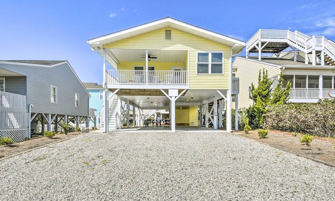 Sunset Beach Cottage | 102 m² Cabin ∙ 3 bedrooms ∙ 7 guests