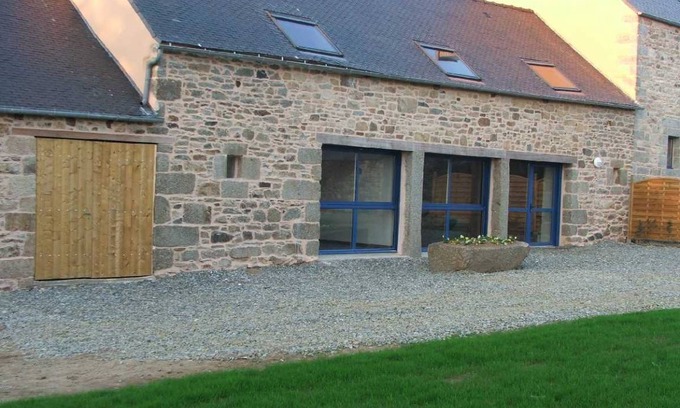 Pedernec House | 102 m² Gîte ∙ 4 bedrooms ∙ 8 guests