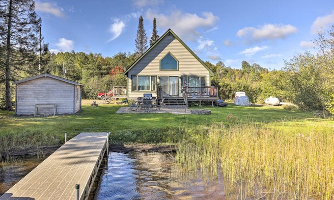Pine Lake House | 102 m² House ∙ 2 bedrooms ∙ 7 guests