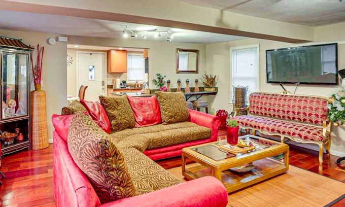 Golden Valley House | 102 m² House ∙ 3 bedrooms ∙ 5 guests