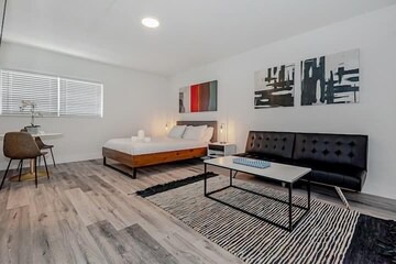 Deerfield Beach House | 103 BEAUTIFUL & NEWLY RENOVATED BEACH WALK STUDIO in Deerfield Beach