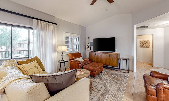 North Scottsdale Condo | 103 m² Condo ∙ 2 bedrooms ∙ 4 guests