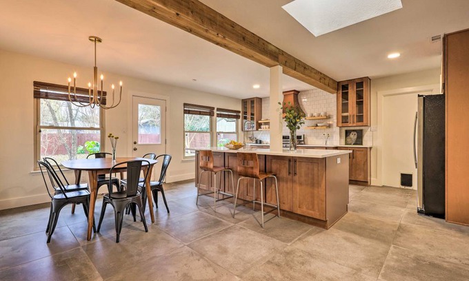 Austin House | 103 m² House ∙ 2 bedrooms ∙ 6 guests