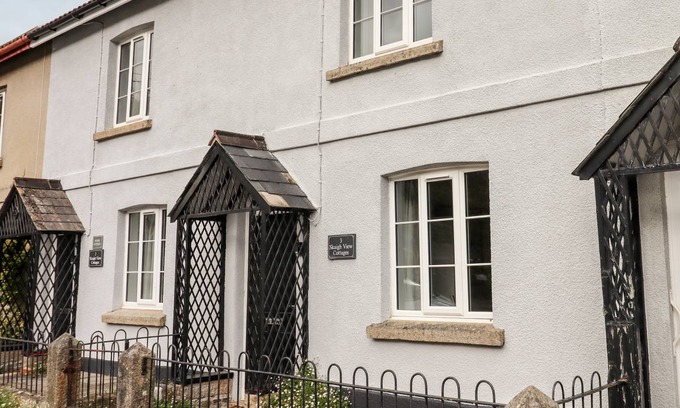 Sticklepath Cottage | 105 m² Cottage ∙ 2 bedrooms ∙ 4 guests