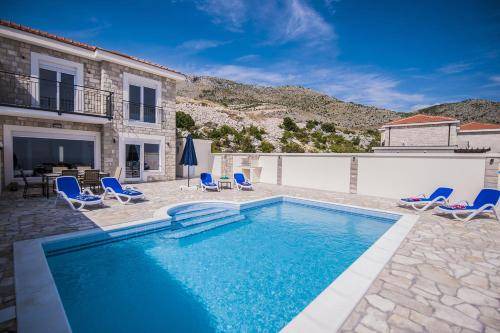 Ravno Villa | 105 m² Villa ∙ 2 bedrooms ∙ 6 guests