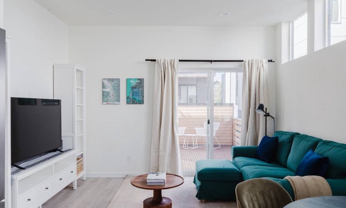 West Woodland House | 106 m² House ∙ 2 bedrooms ∙ 4 guests
