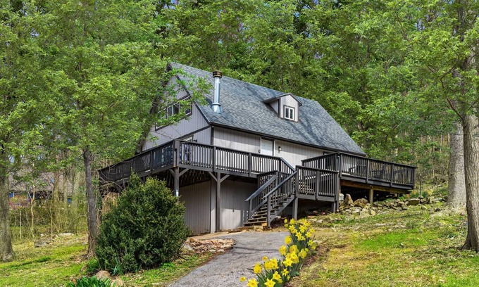 Ridgeway Cabin | 107 m² Cabin ∙ 3 bedrooms ∙ 6 guests