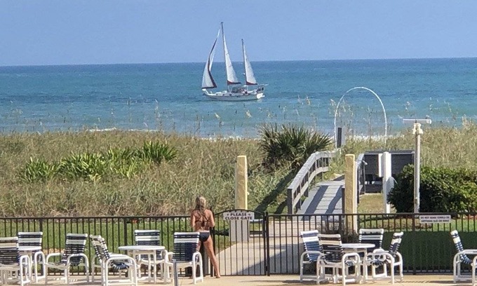 Avon By The Sea Condo | 109 m² Condo ∙ 2 bedrooms ∙ 7 guests