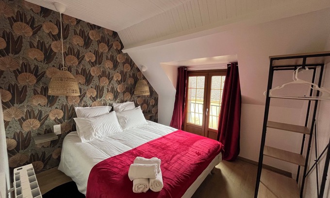 Noyers-sur-Cher Apartment | 10min from Beauval-Apartment "Les Silex" with games room, optional jacuzzi