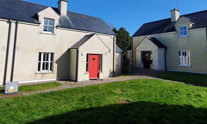 Dungarvan House | 11 AN SEANACHAI HOLIDAY HOMES, pet friendly in Ring, County Waterford