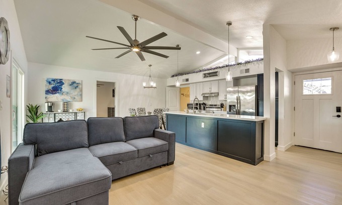 Knoell Garden Groves Cottage | 11 Mi to Dtwn Phoenix: Main House w/Outdoor Oasis