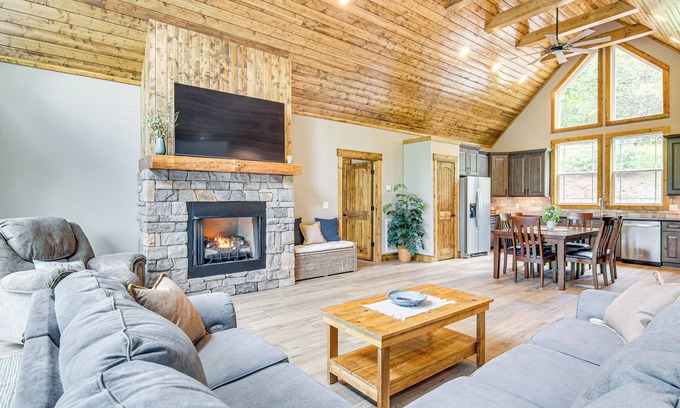 Mill Spring Cottage | 11 Mi to State Park: Home w/Dock in Mill Spring!