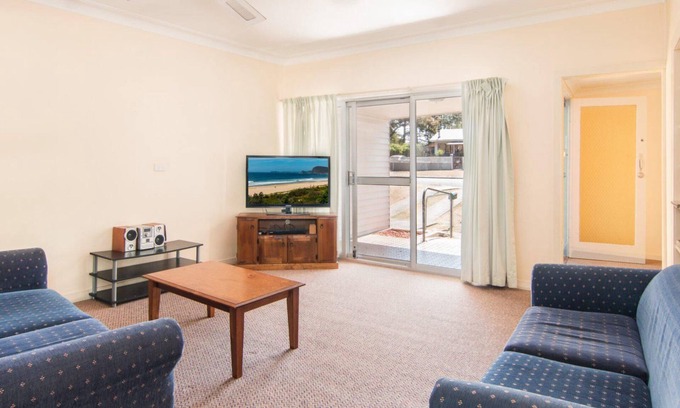 Tuncurry House | 11 Peel Street - Great Tuncurry Location!