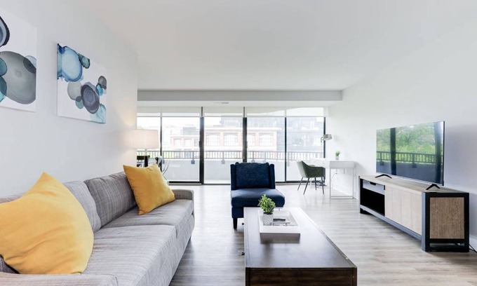 Rosslyn Apartment | 112 m² Apartment ∙ 2 bedrooms ∙ 6 guests