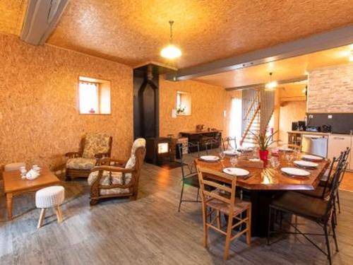 Chalonnes-sous-le-Lude House | 110 m² House ∙ 2 bedrooms ∙ 8 guests
