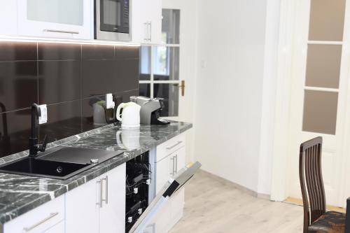 Szeged Apartment | 110 m² Apartment ∙ 2 bedrooms ∙ 8 guests