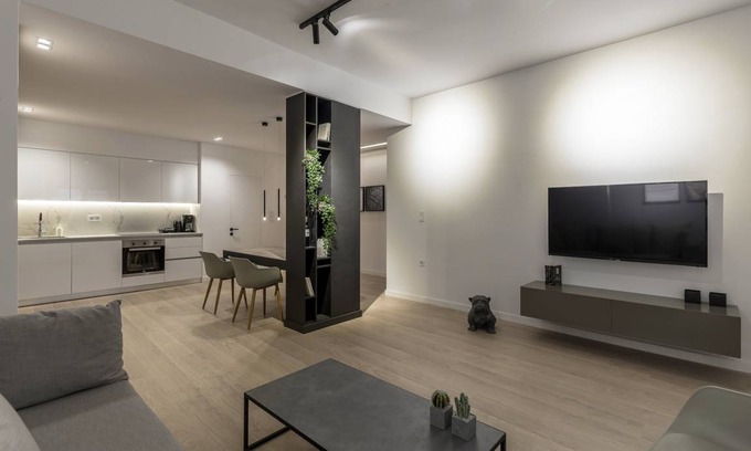 Pangrati Apartment | 110 m² Apartment ∙ 4 bedrooms ∙ 8 guests
