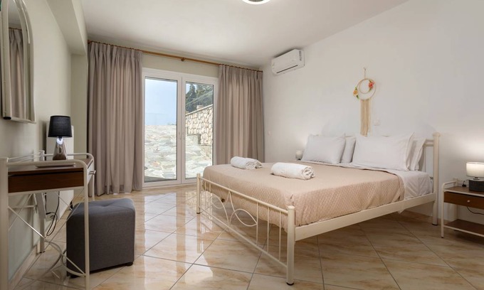 Kalpaki Apartment | 110 m² Apartment ∙ 4 bedrooms ∙ 8 guests