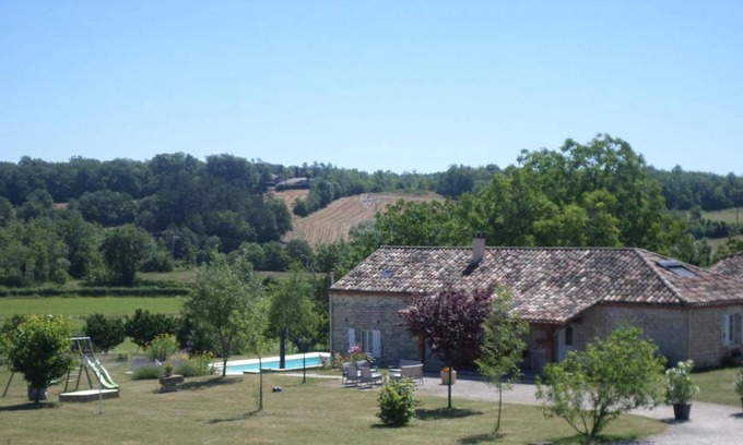 Lalbenque House | 110 m² Gîte ∙ 3 bedrooms ∙ 6 guests