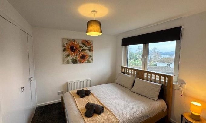 Rhu House | 110 m² House ∙ 2 bedrooms ∙ 4 guests
