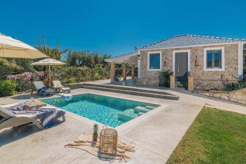 Vasilikos House | 110 m² House ∙ 3 bedrooms ∙ 8 guests