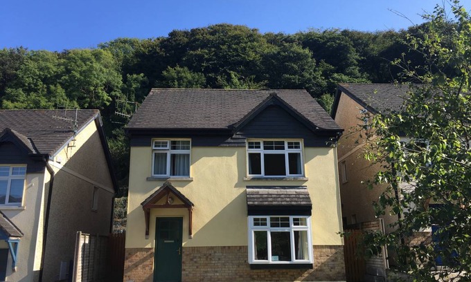 Dunmore East House | 110 m² House ∙ 3 bedrooms ∙ 5 guests