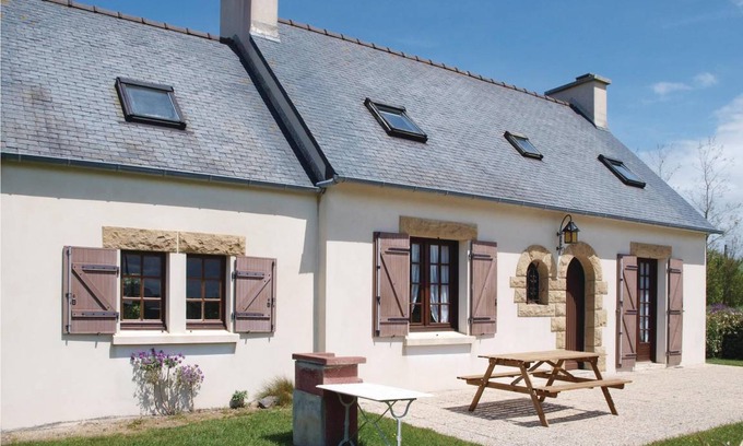 Kerlouan House | 110 m² House ∙ 3 bedrooms ∙ 7 guests
